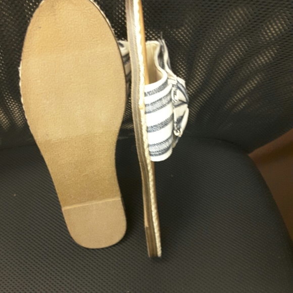 COPY - ANNE TAYLOR LOFT  Blue & White Fabric Flats 10 BN - Picture 4 of 5